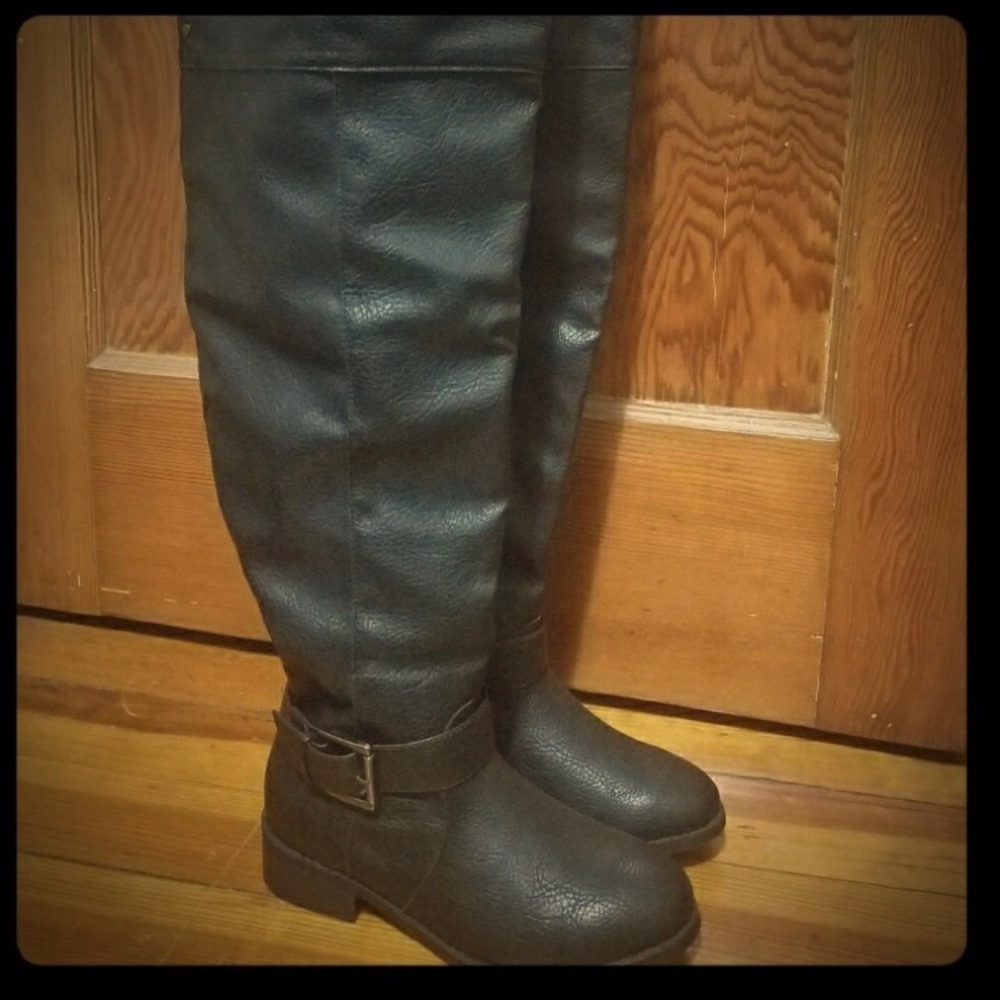 Torrid over the knee black riding boots size 6’